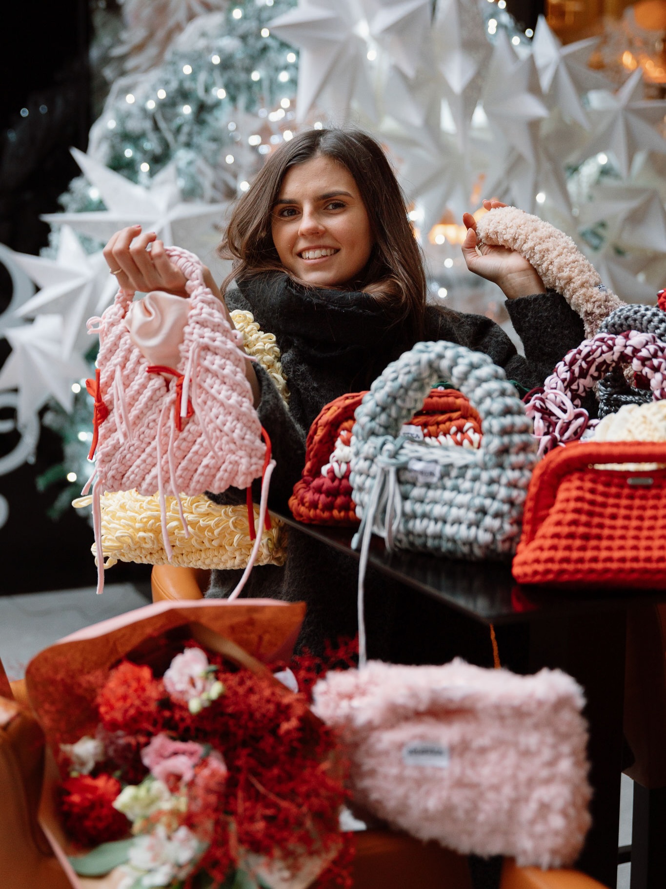 Roza heklana torbica